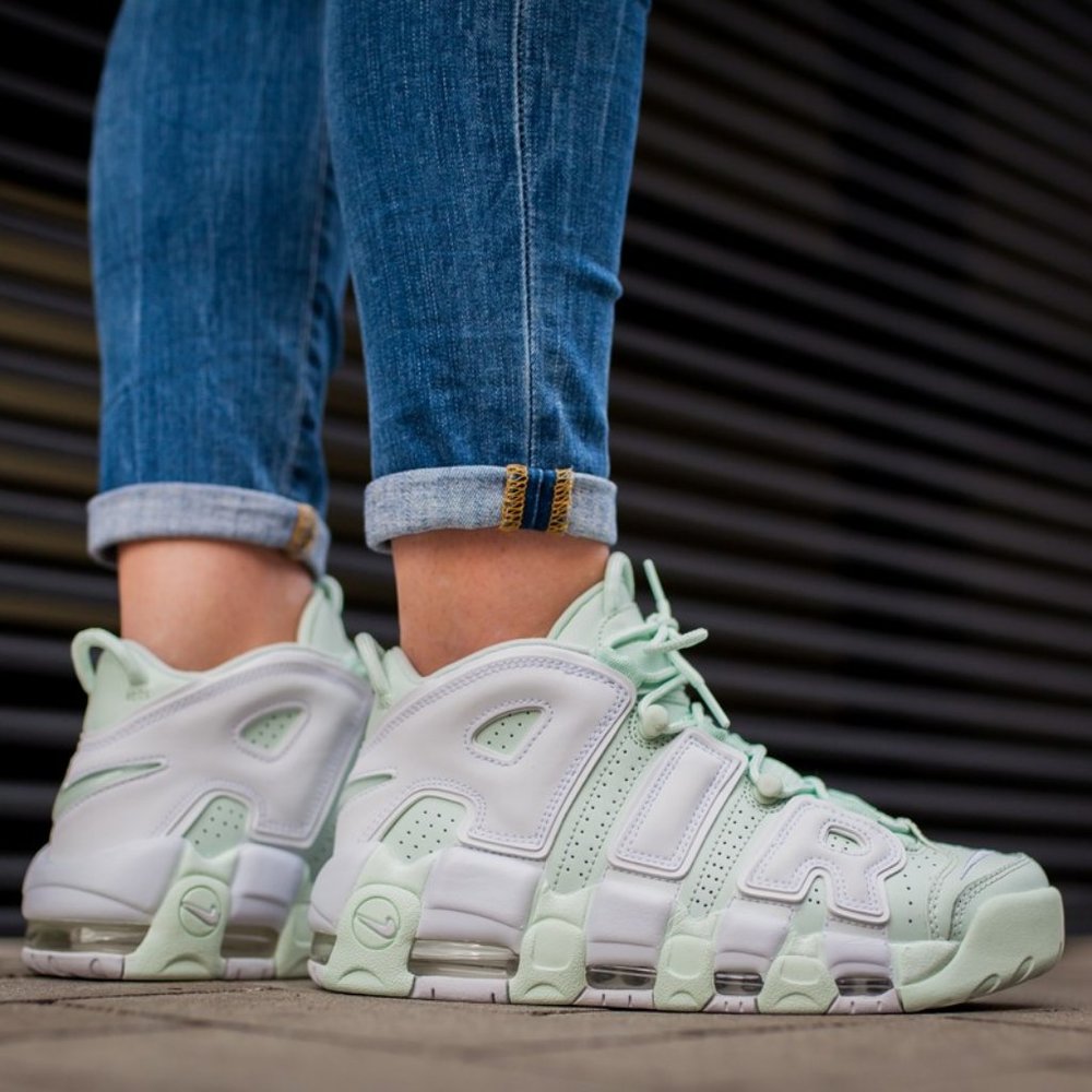 Nike Air More Uptempo "Barely Green"